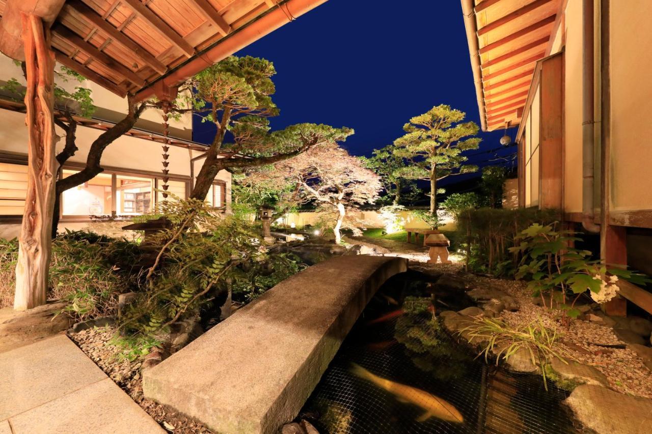Hotel Yugawara Fuga Exterior foto